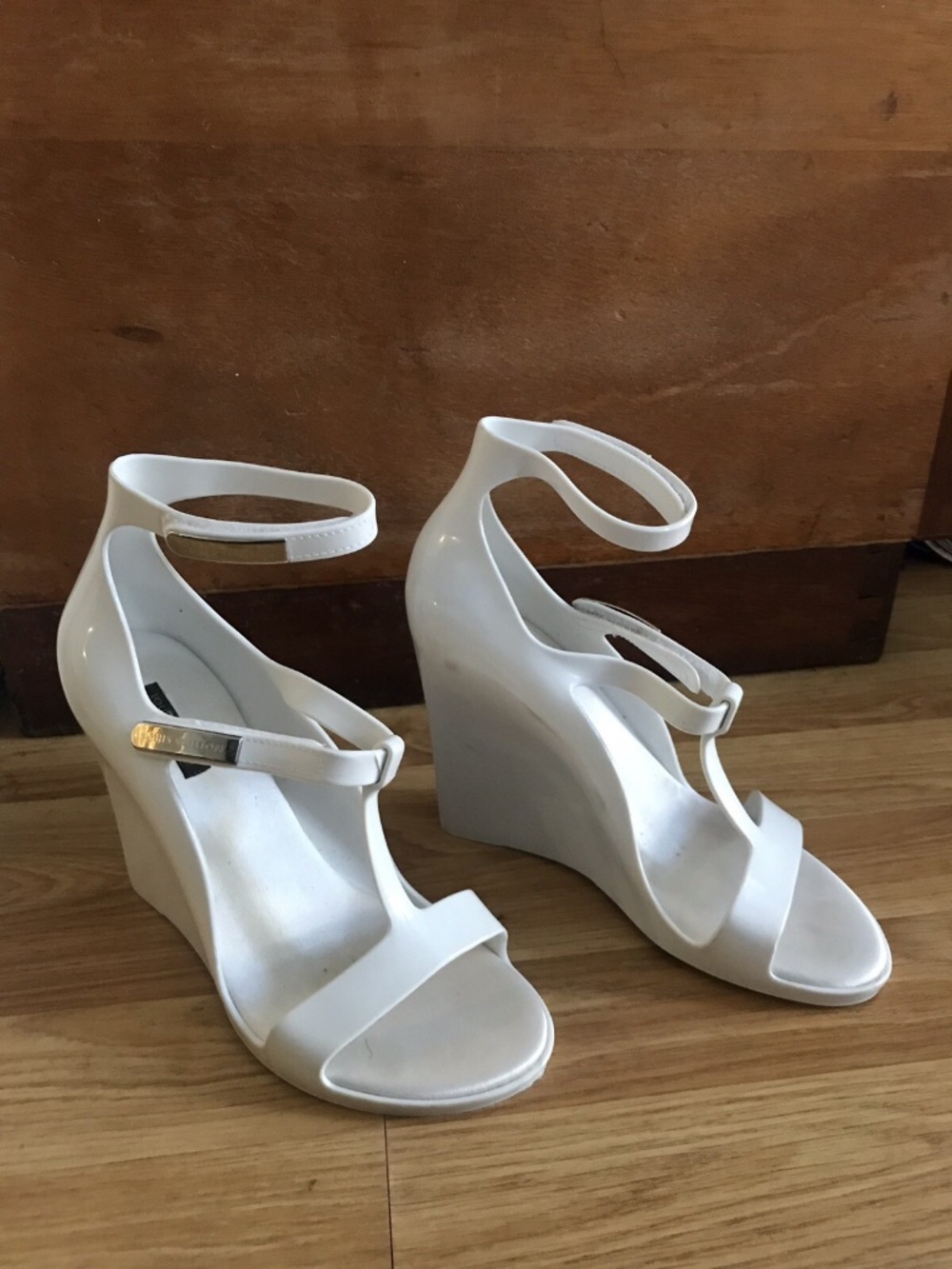 Louis Vuitton White T-Strap Platform Heeled Sandals
